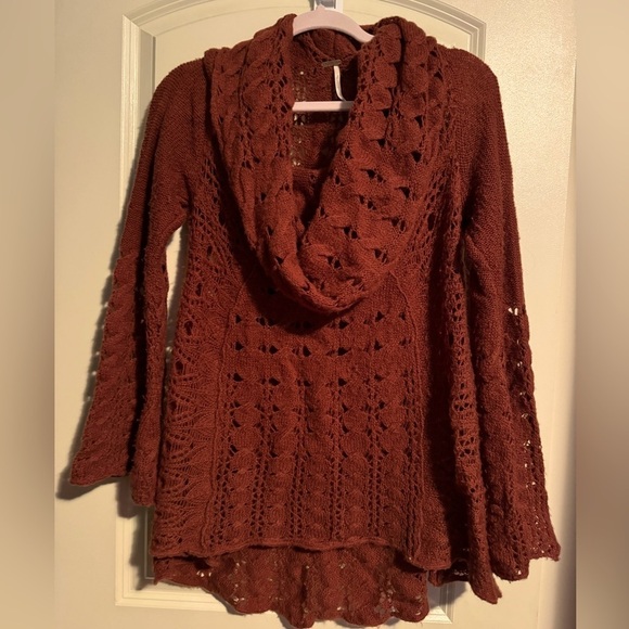Free People Sweater size Medium - Picture 1 of 7